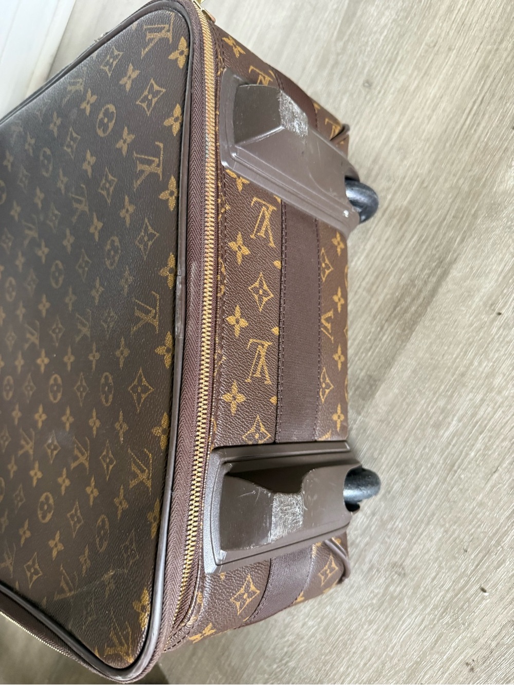 LOUIS VUITTON Pegase 55 Monogram Canvas Travel Rolling Suitcase - Picture 5 of 9